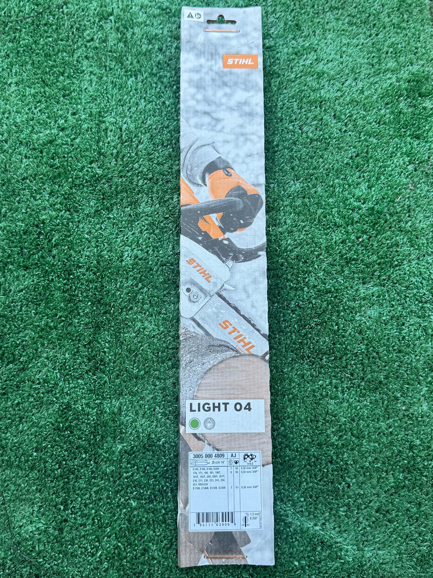 STIHL 14" Chainsaw Bar - 3/8" .050" 3005 000 4809